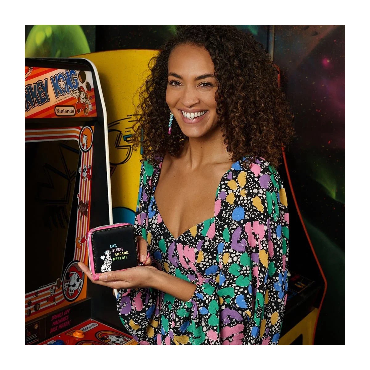 Vendula Arcade - Square Wallet