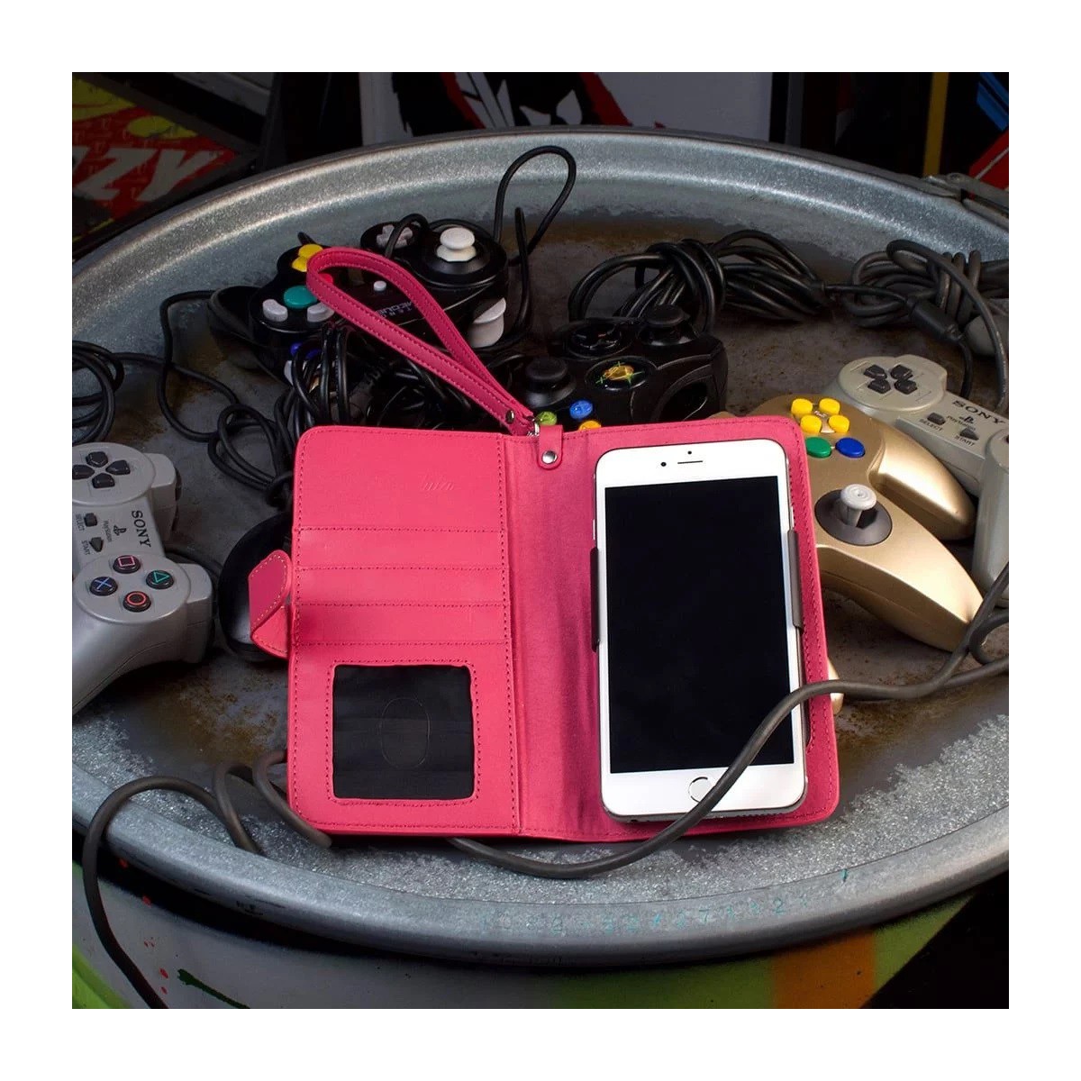 Vendula Arcade - Universal Flip Phone Case