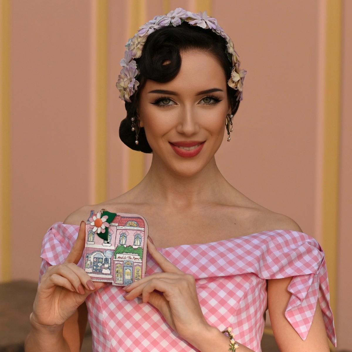 Vendula Heritage Victorian Tea Rooms - Monedero