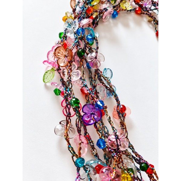 Macaw – Handcrafted necklace
